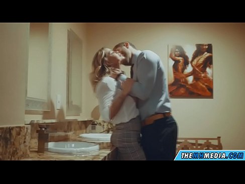 ❤️ Ko vas prsata blondinka zapelje na javnem stranišču ☑ Anal video na sl.pornpk.ru ❌❤